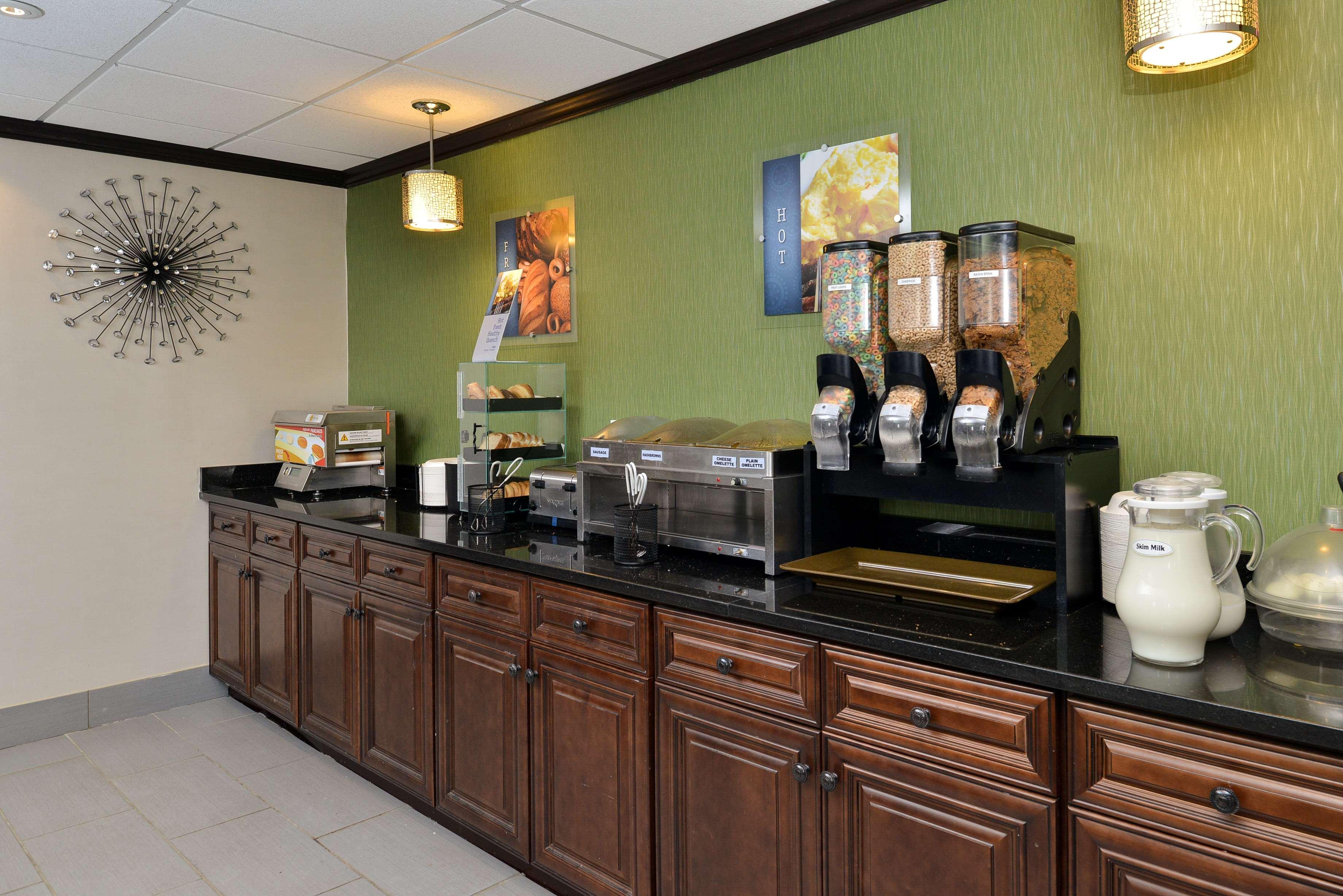 Best Western Elyria Zewnętrze zdjęcie